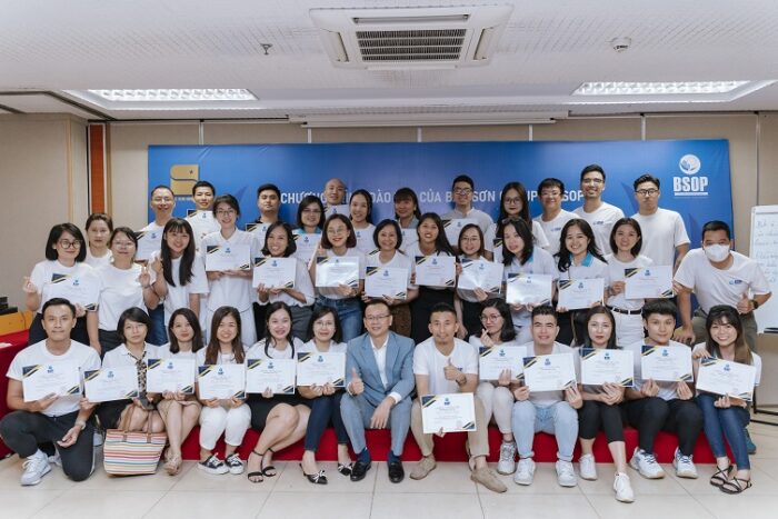 Đại gia đình BSOPer chăm chỉ học tập mừng đại sinh nhật 12 năm Bắc Sơn Group